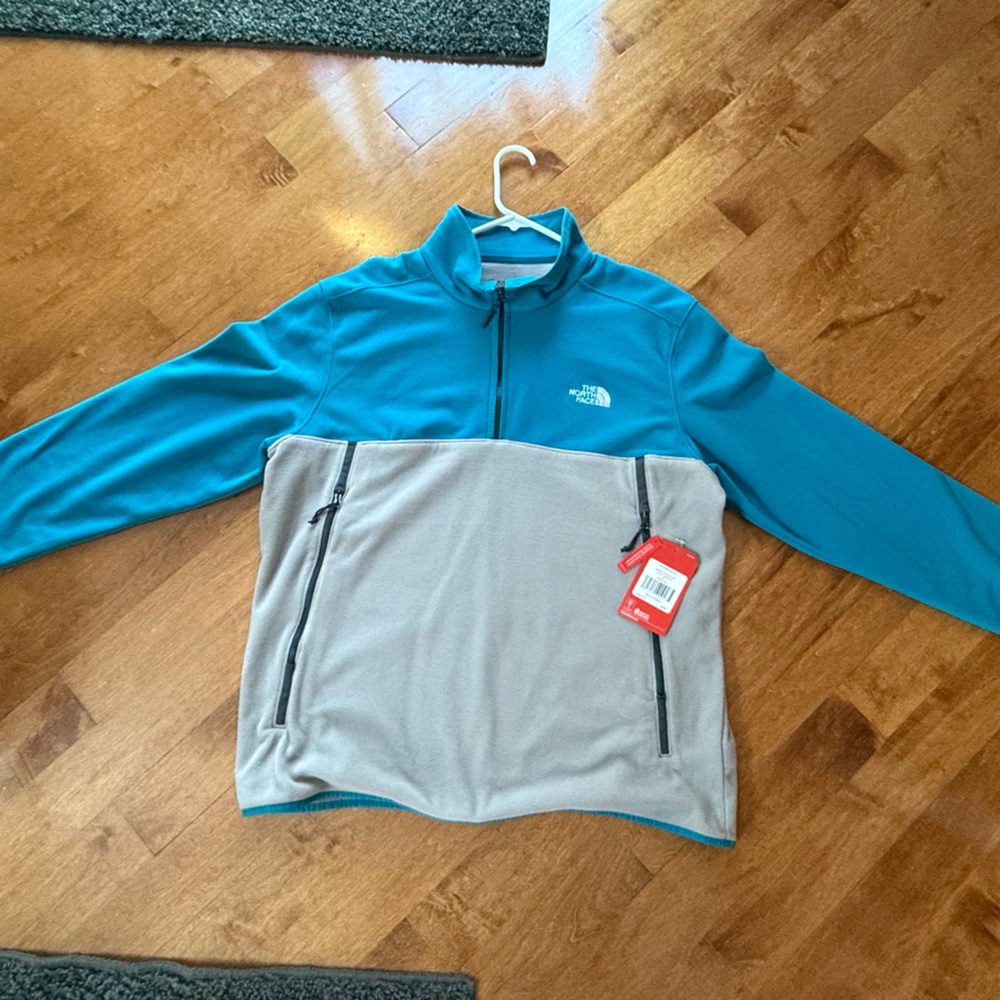 North face fleece 1/4 Zip